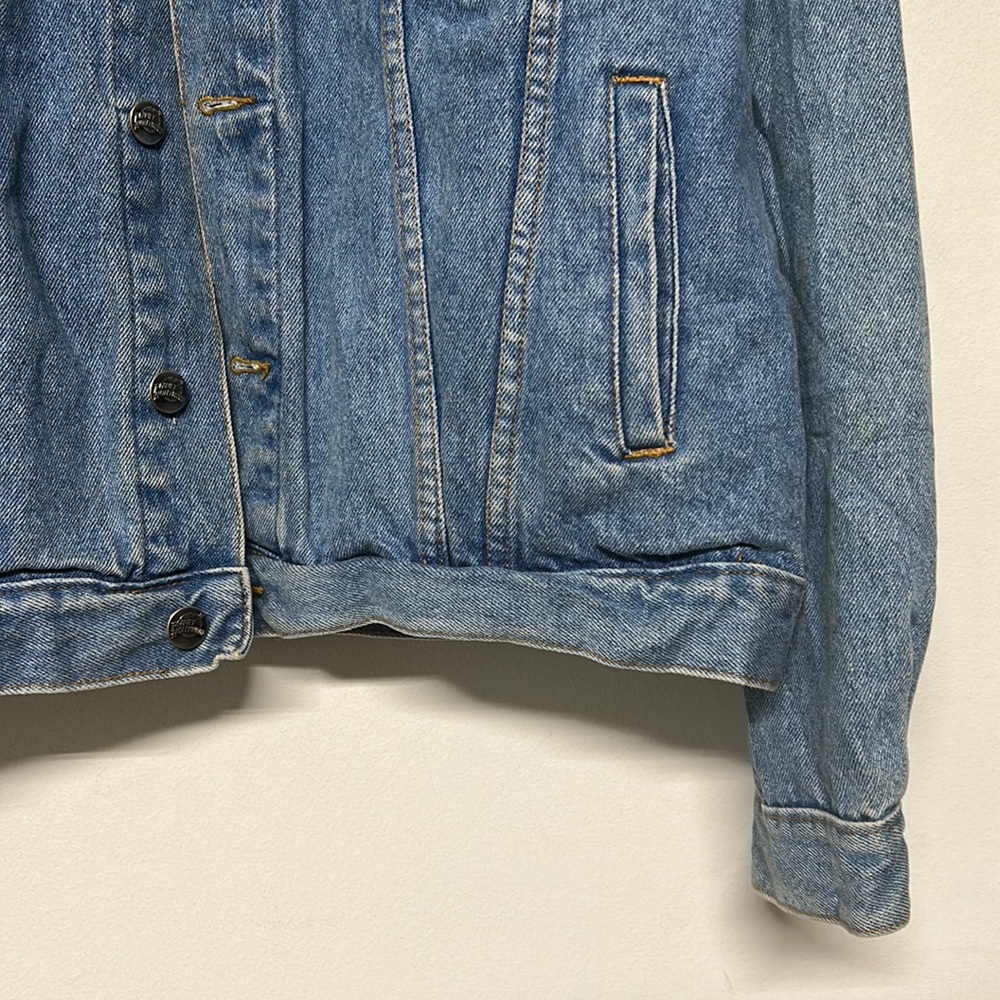 Men’s Vintage Y2K Planet Hollywood Atlantic City Jean Jacket Embroidered Logo - Picture 4 of 11